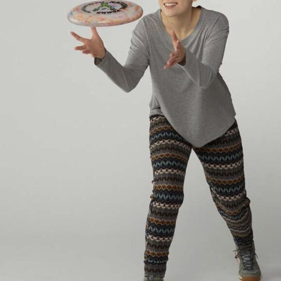 Sustainable Quality Prana Gray Long Sleeve Crew Neck Tee Size Small - Picture 1 of 9